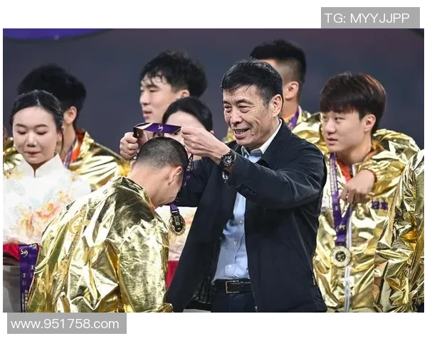 上海篮球队在速度排行榜中荣获第二名展现出强劲实力与潜力 上海篮球队在速度排行榜中荣获第二名展现出强劲实力与潜力